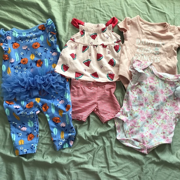 Carter's Other - Baby Girl 0-3 months / 3 months Summer Clothes Set